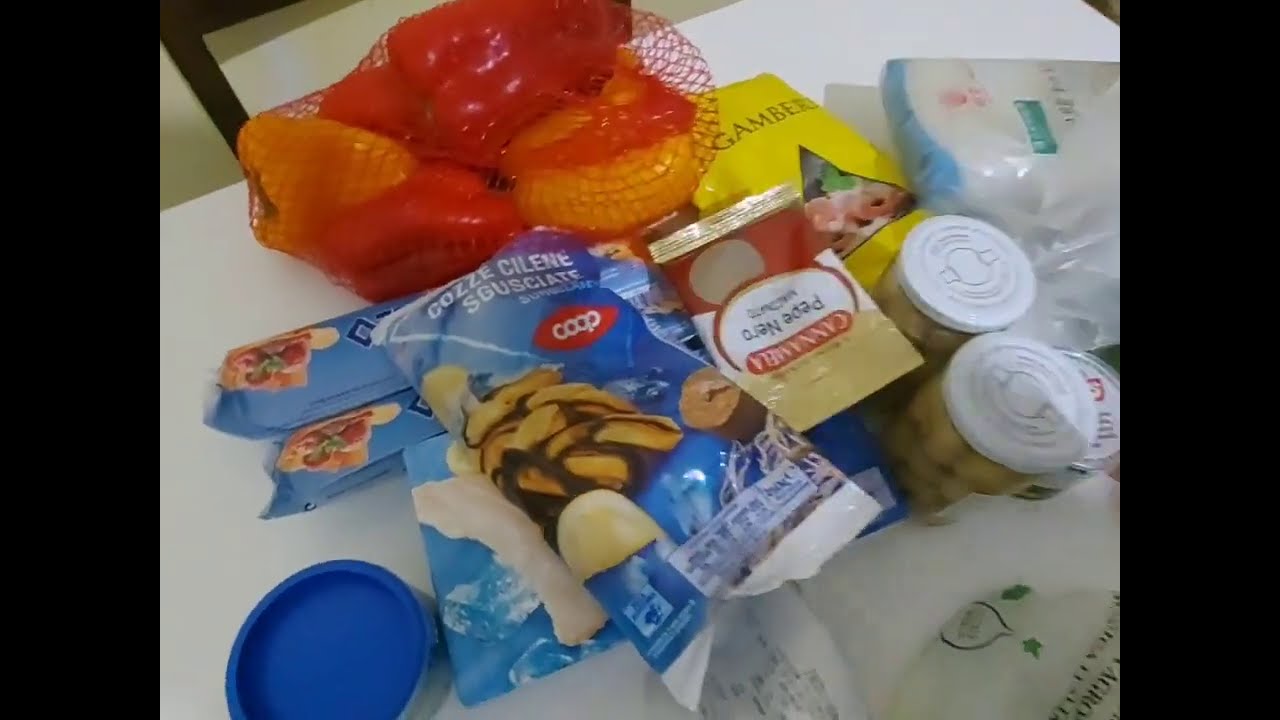 بنات لي في ايطاليا هد هيا بسطيلة  الحوت🦑🦐🦞 لي غدي تحمر 🥰☺ليك وجهك pastilla o poisson