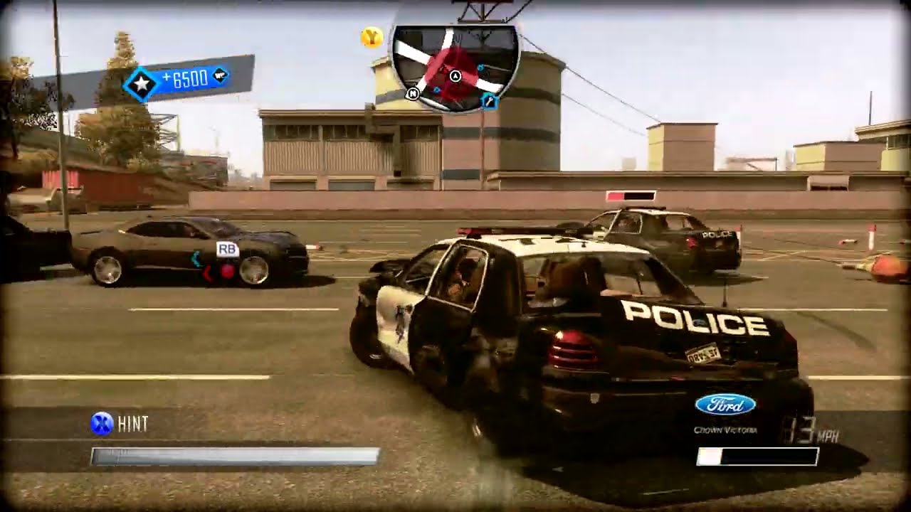 FORD CROWN POLICE UNIT VS A CHEVROLET CAMARO SS