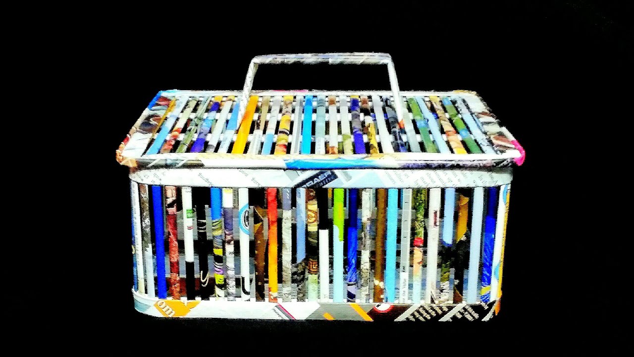 How to make a magazine paper basket