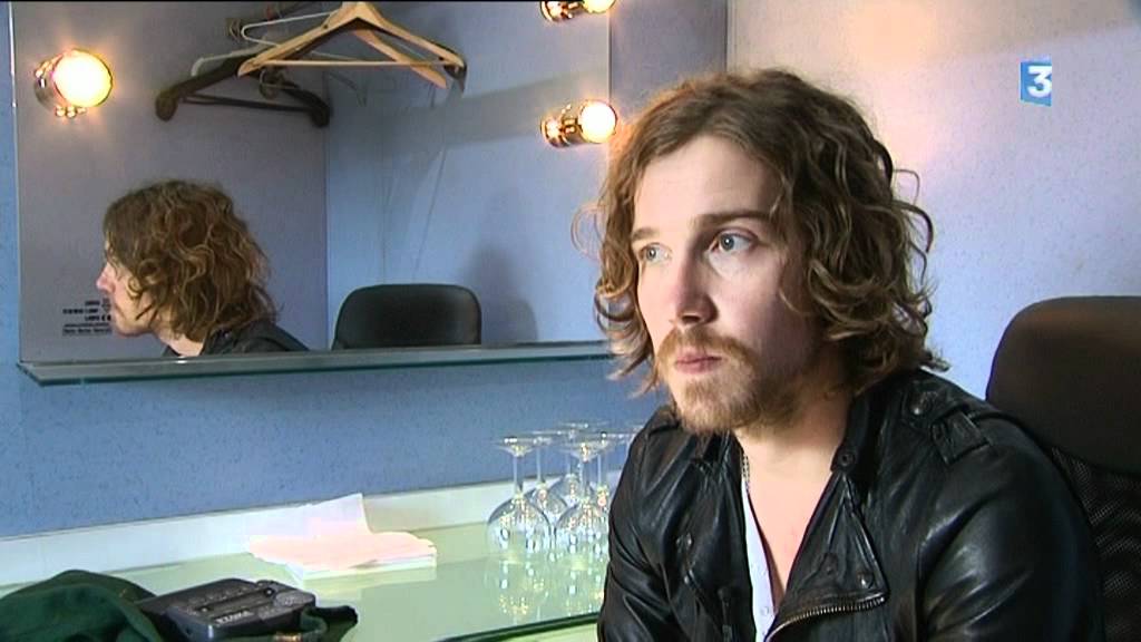 Sophie Crimon France 3 avec Julien Doré ( 2011 )