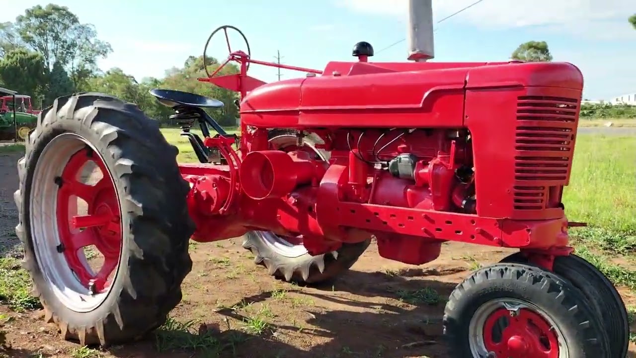 Case Farmall Super M op Farmspace Market. Poof! Daar het jy dit.