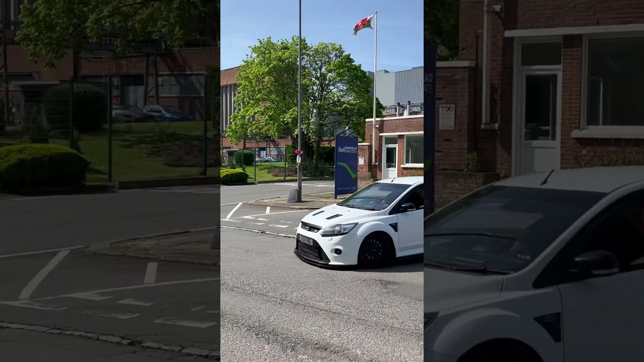 2 ford focus rs mk2 accelerate sound video ￼