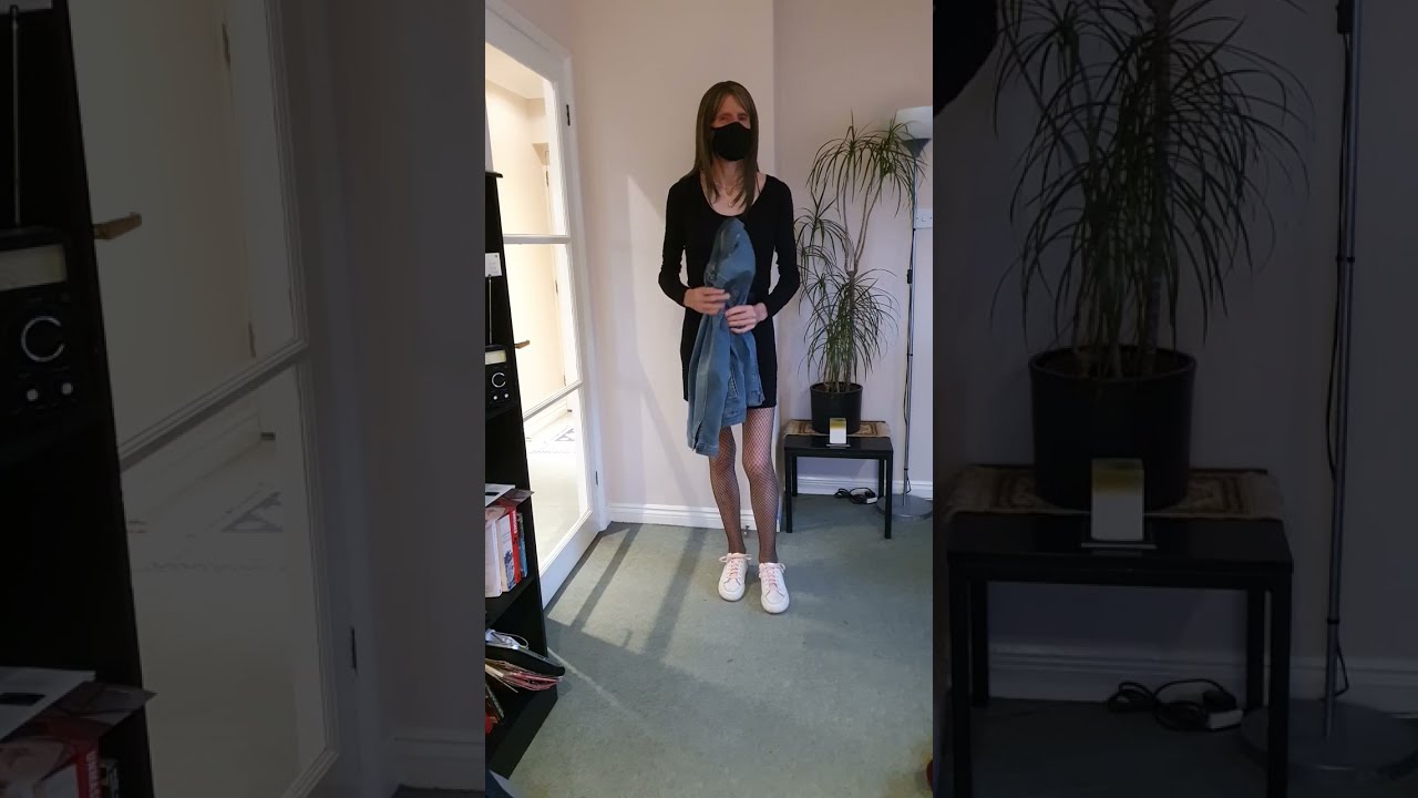 Crossdresser - outfit try-on