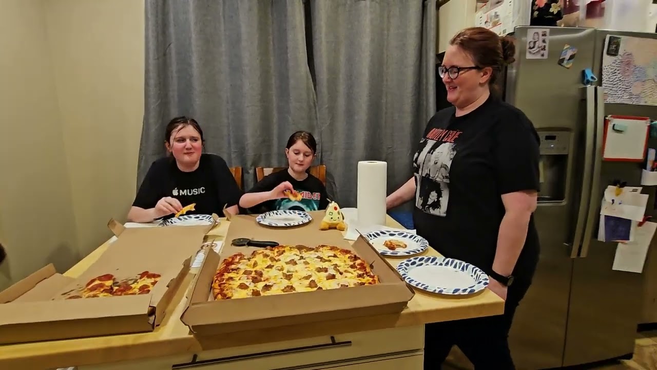 Review of Uncle Pete's Pizza Naperville, IL - Chicago Pizza Review