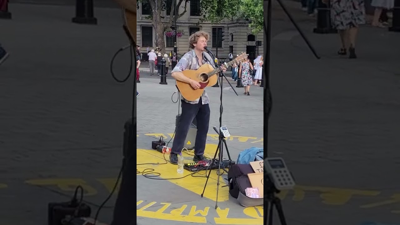 its time imagen dragones cover by busker Andrew duncan  September 2022
