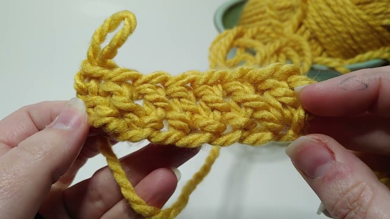 Chainless or foundationless double crochet