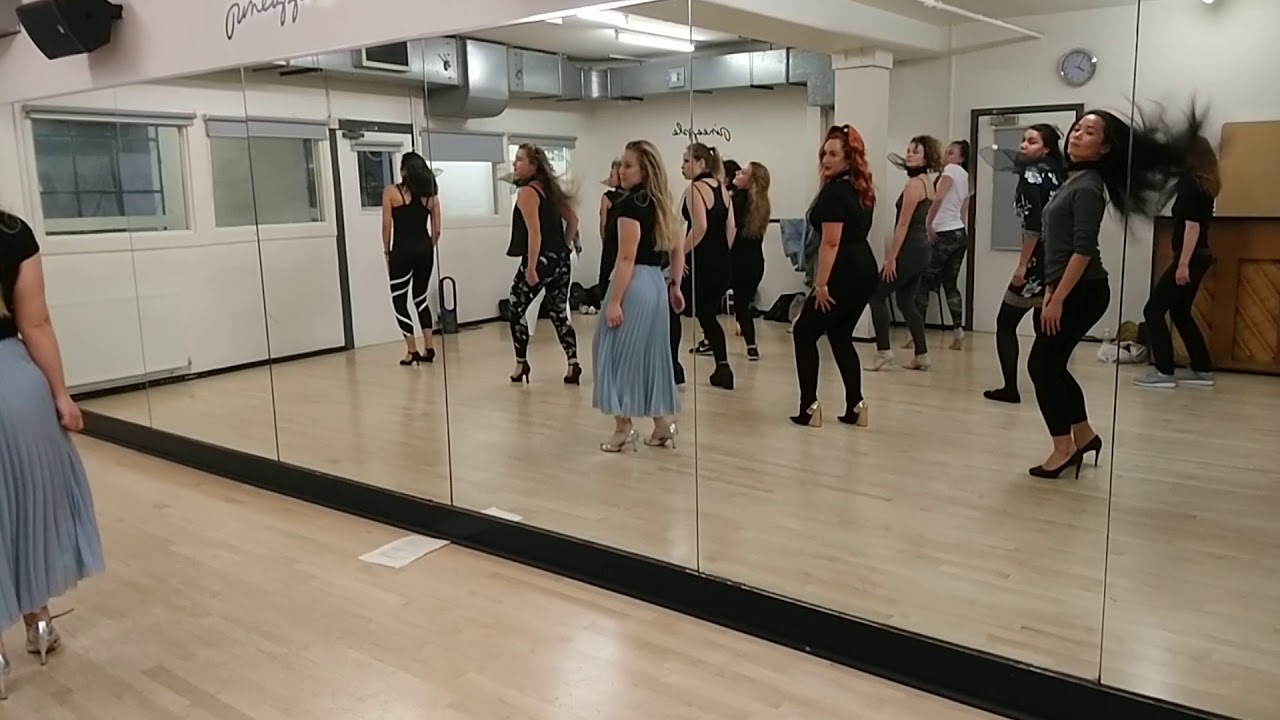 'Ain't no other man'  - The Cheek Of It burlesque class