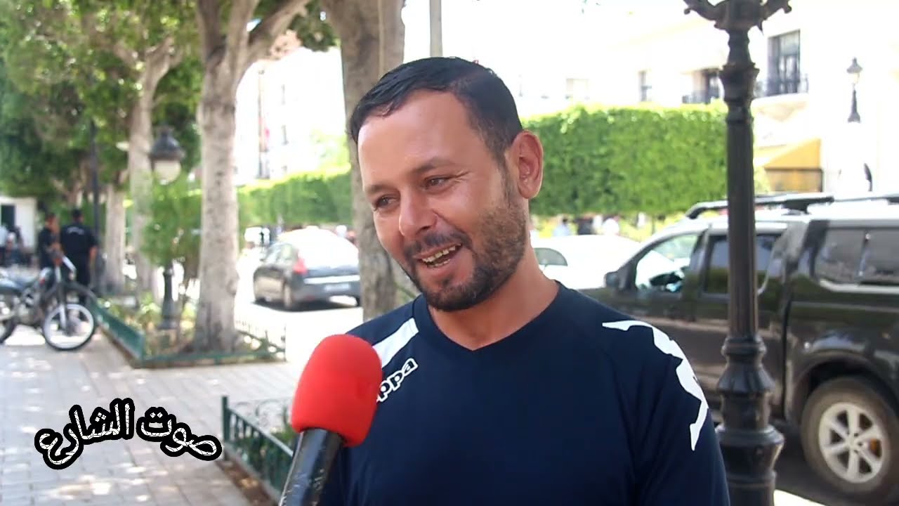 كنت نعيش في ايطاليا 5سنوات...عملولي زريقة روحو بيا لتونس و حرموني من الاوراق و حرمو مبمتي نصرف عليها