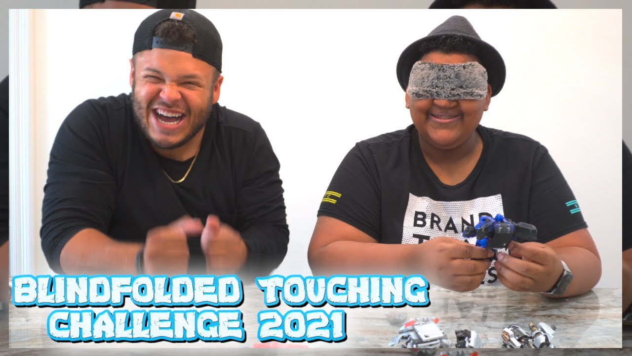 BLINDFOLDED FIGURE TOUCHING + TRANSFORMING CHALLENGE 2021! | MY TURN THIS TIME!!! (FT. LEO)