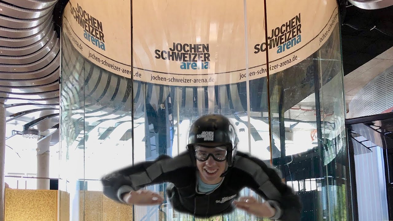 Bodyflying - Jochen Schweizer Arena M&uuml;nchen - Fliegen im Windtunnel