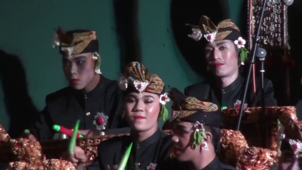Tabuh Lelambatan Manas Manis - @taksuagung2302 Duta GKD Kecamatan Mengwi 2016