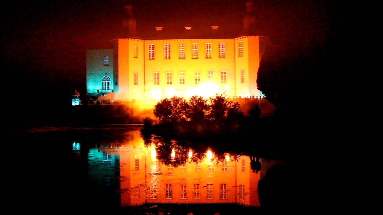 Lichtshow am Schloss Dyck (ILLUMINA)