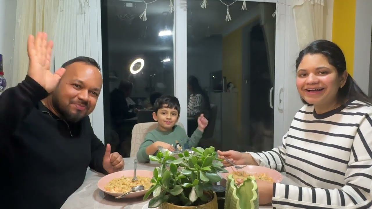 The Secret to Perfect Prawn Pasta Soup? 🍤 A Fun Family Cooking Session!