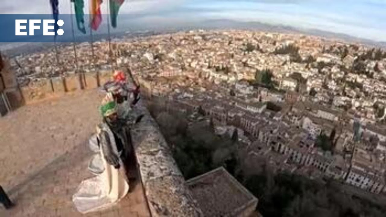 Los Reyes Magos visitan por primera vez la Alhambra de Granada