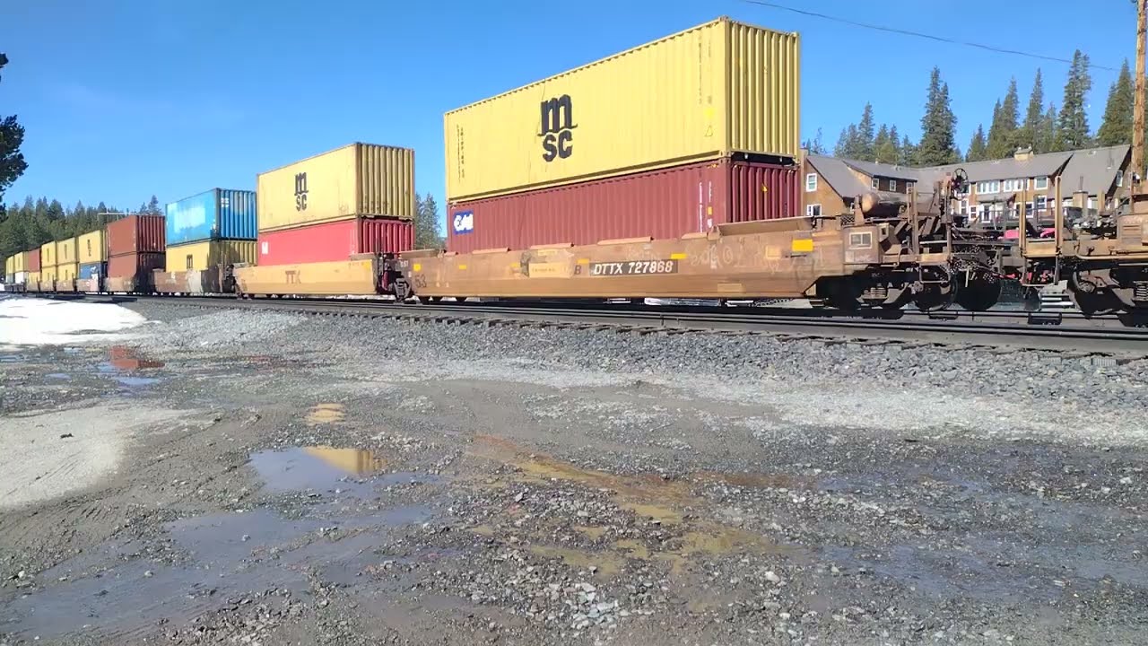 EB BNSF Port Stack Train Feat Duo Rear DPUs At Soda Springs CA! #bigbossrailfanner