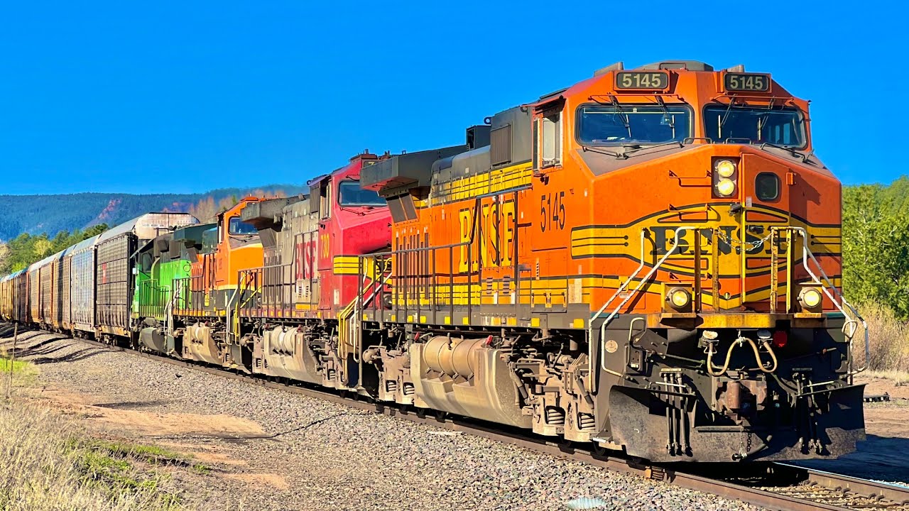 Incredible Lashups, CP Grain, Classic Power, Boeings & More! May, 2024