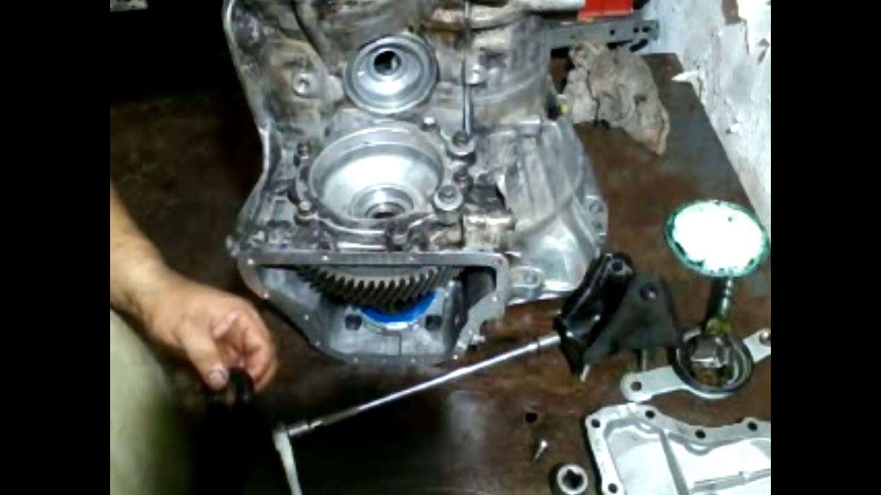 Como reparar una transmision A130L - A131L - A132L Toyota Tercel (3 de 3)