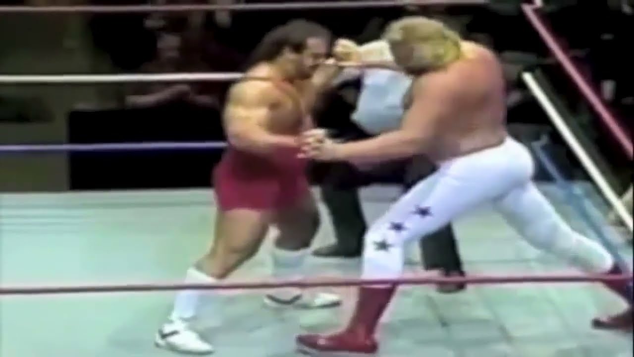 Ted Arcidi (WWE) vs Big John Studd - 1986 - Boston Garden Main Event