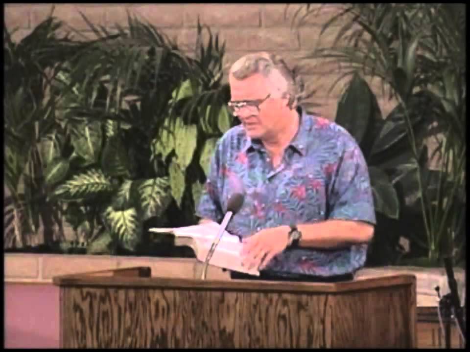66 Revelation 3:01-06 - Pastor David Hocking - Bible Studies