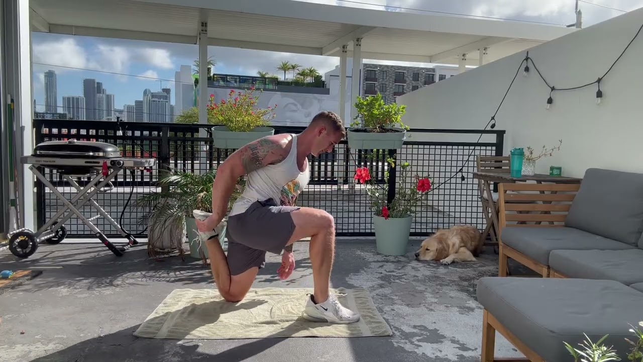 Kneeling hip stretch with variations