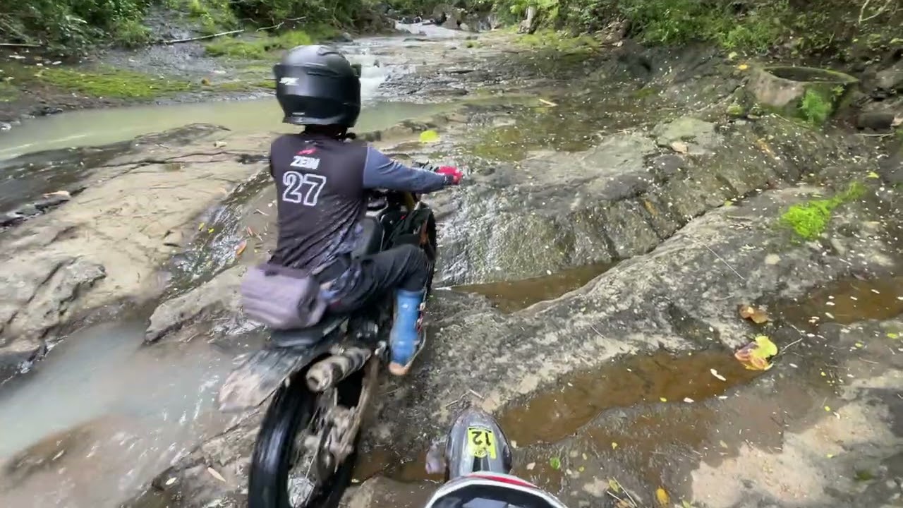 Jalur sungai pada bahagia karna seger #automobile #scross #enduro #kxf250 #ts125x #offroad #trail 