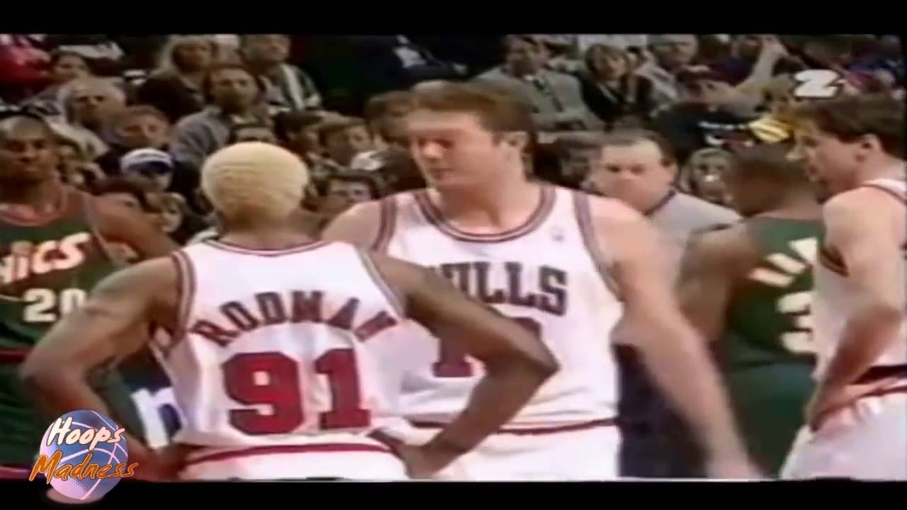Melhores brigas, jogadas sujas e zoa&ccedil;&otilde;es de Denis Rodman