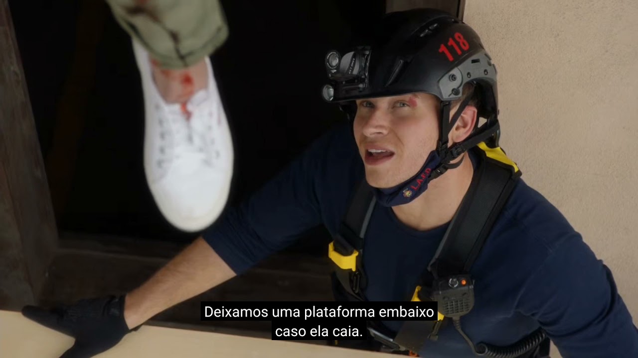 #911onFOX: 4x13 - Team 118 helps Sheila and Eddie stays with Charlie while she goes to the hospital