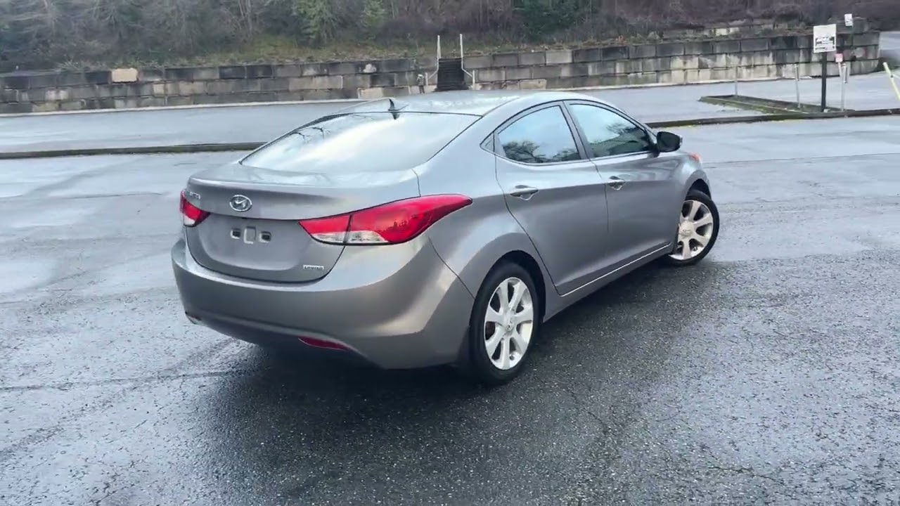 Hyundai Elantra for Sale at Loyal Motors