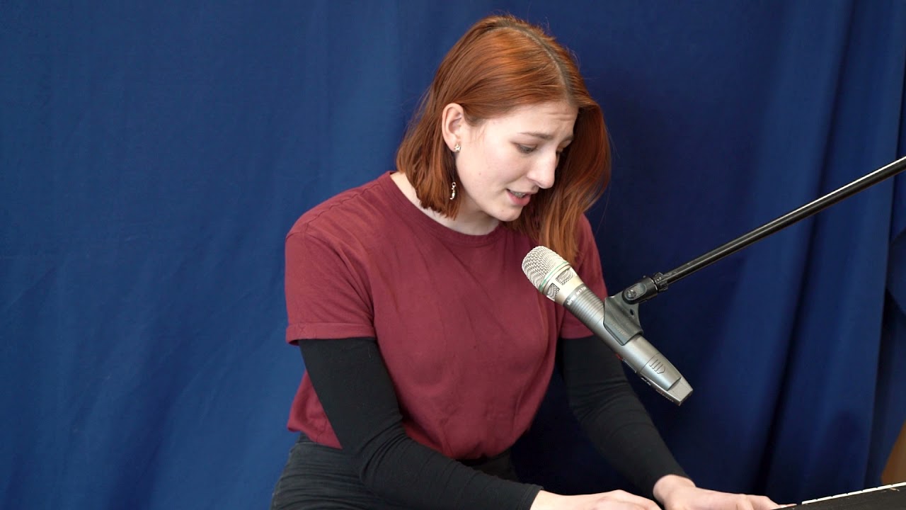 XXIV LO - Kasia Mazurowska z kl. 3F - &laquo;Кометы&raquo;