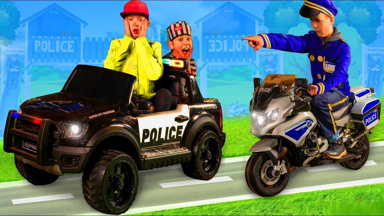 Kids Play with Police Cars & Bikes