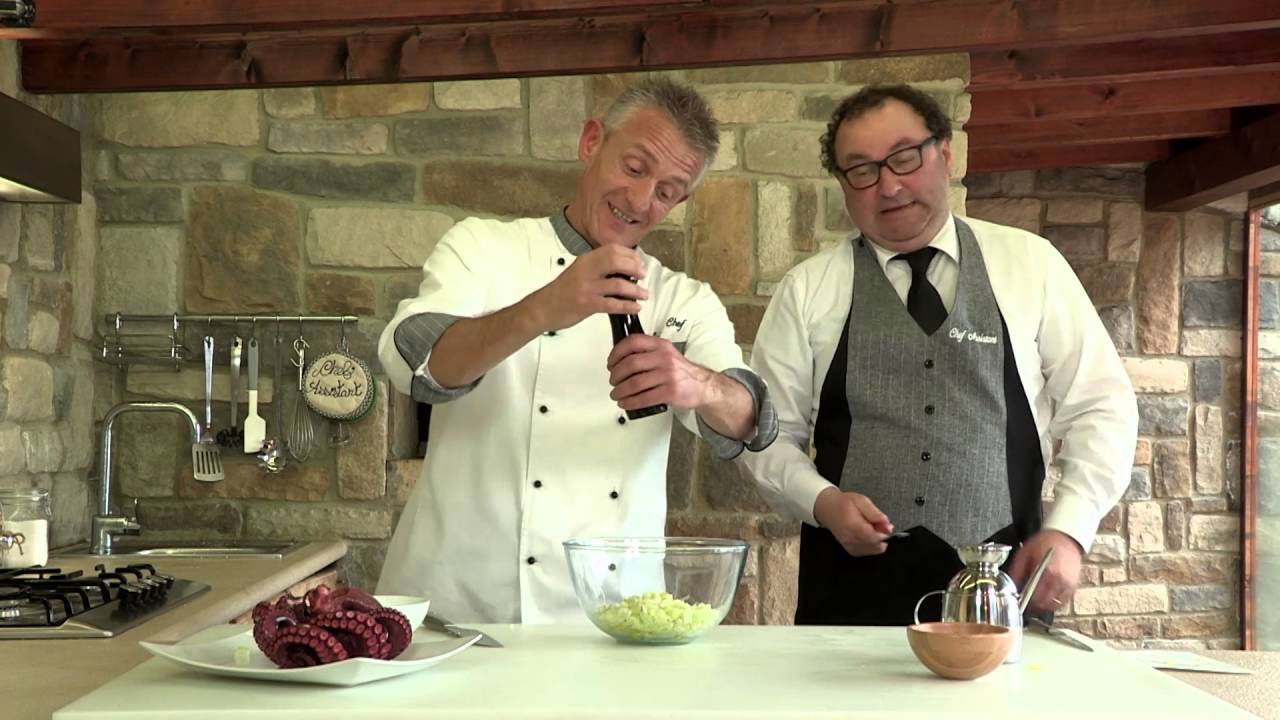 POLPO ALLA GRECA - Video Ricetta - Grigio Chef