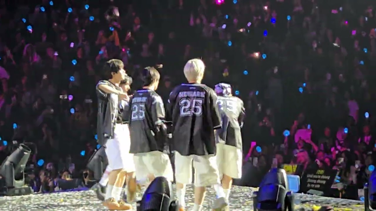 TXT ACT: TOMORROW Concert at Newark,  Day 1: GGUM, MOA's Diary