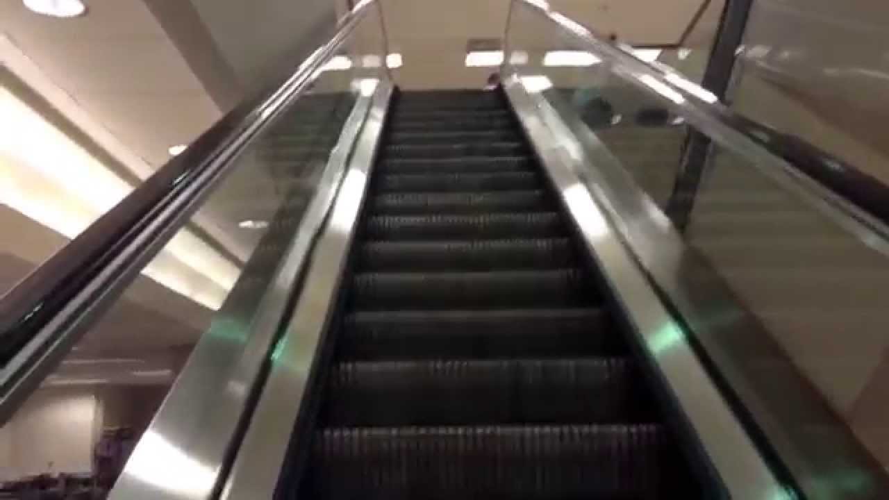 STORE CLOSED! Montgomery Twinkie-M Escalators At Former Sears Town Center At Cobb In Kennesaw, GA