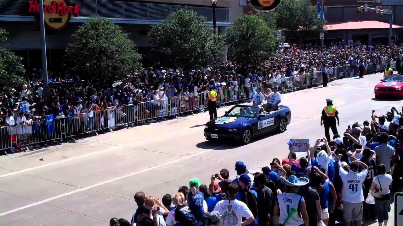 Dallas Mavs Championship Parade 2011