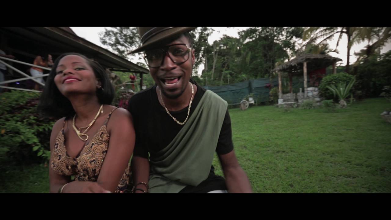 Maxxy Dready -  Amiz&eacute; (Clip Officiel) #YanaPop