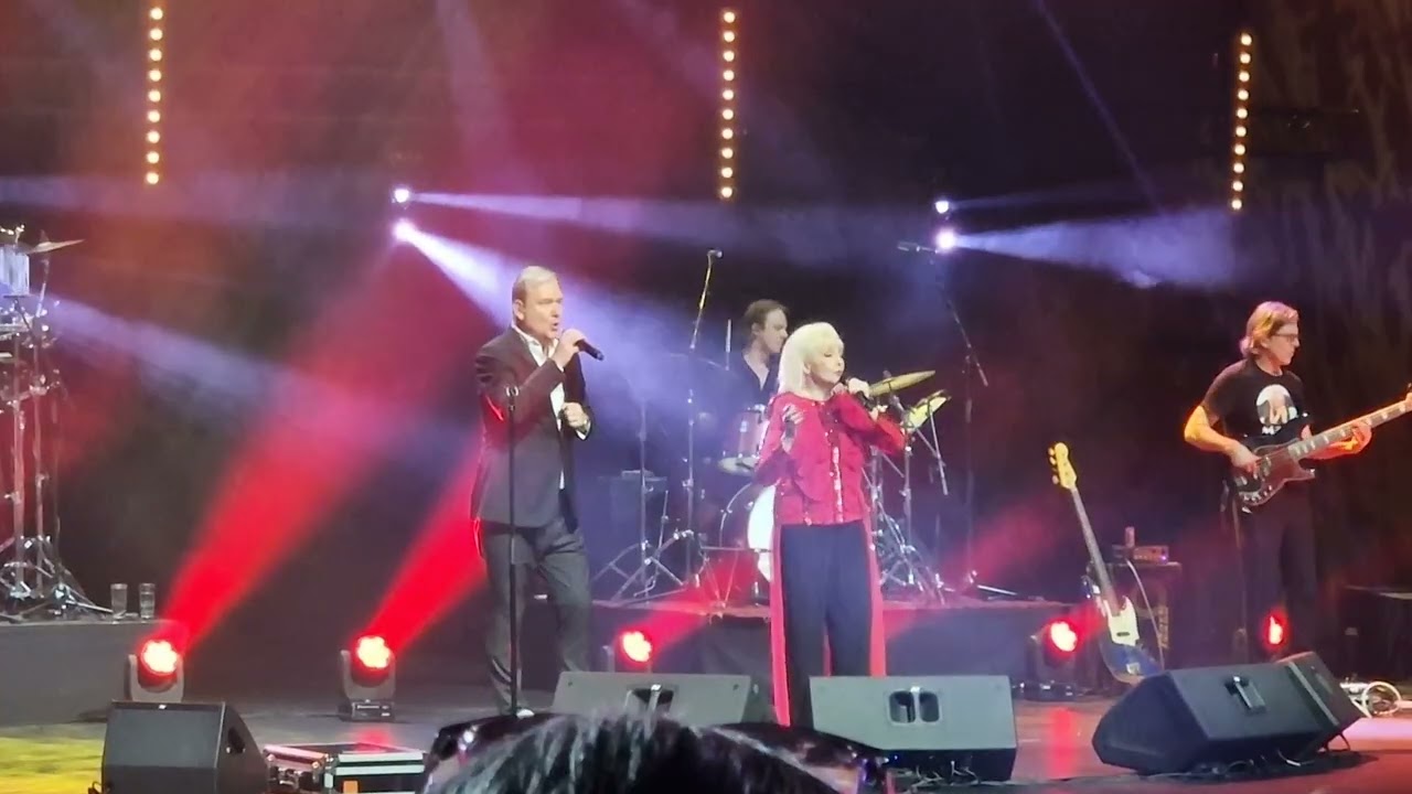 Marju Länik, Pearu Paulus - See öö on armastuse aastapäev