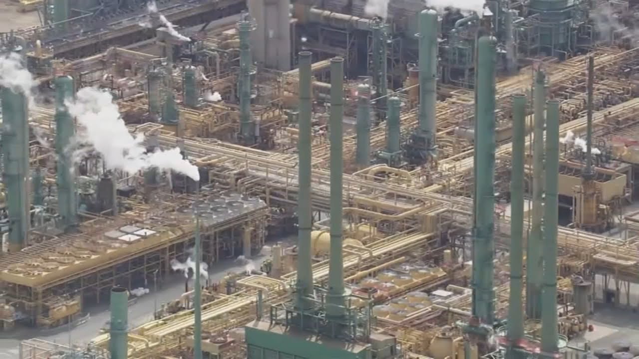 EPA considering rollback of key climate change tools that regulate greenhouse-gas emissions: report