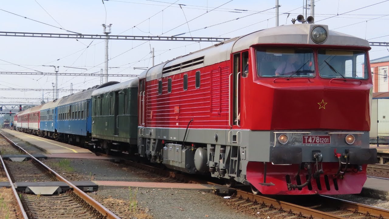 Czech Republic: Bardotka T478 1201 (751201) & 754014 depart Modrice on R 10026 to Česk&yacute; Krumlov