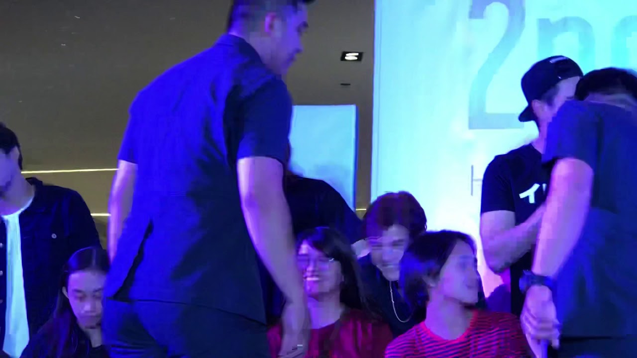 ZEUS COLLINS SOBRANG NICE IN PERSON DURING MEET AND GREET ( VISTAMALL BATAAN)