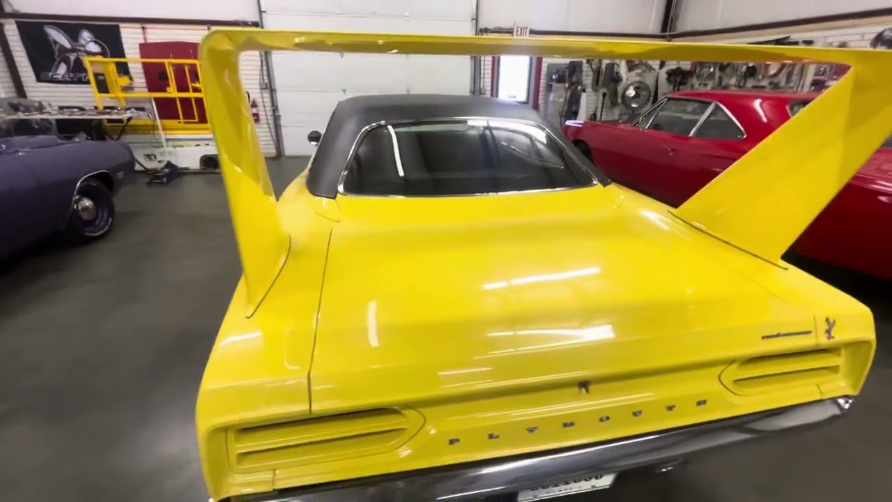 Superbird Walk Around