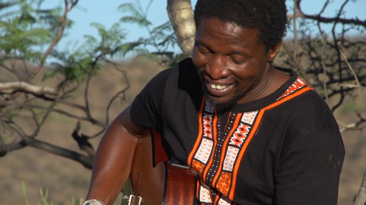 Earthy Acoustics: Elemotho and Samuel Bathola - Beautiful World