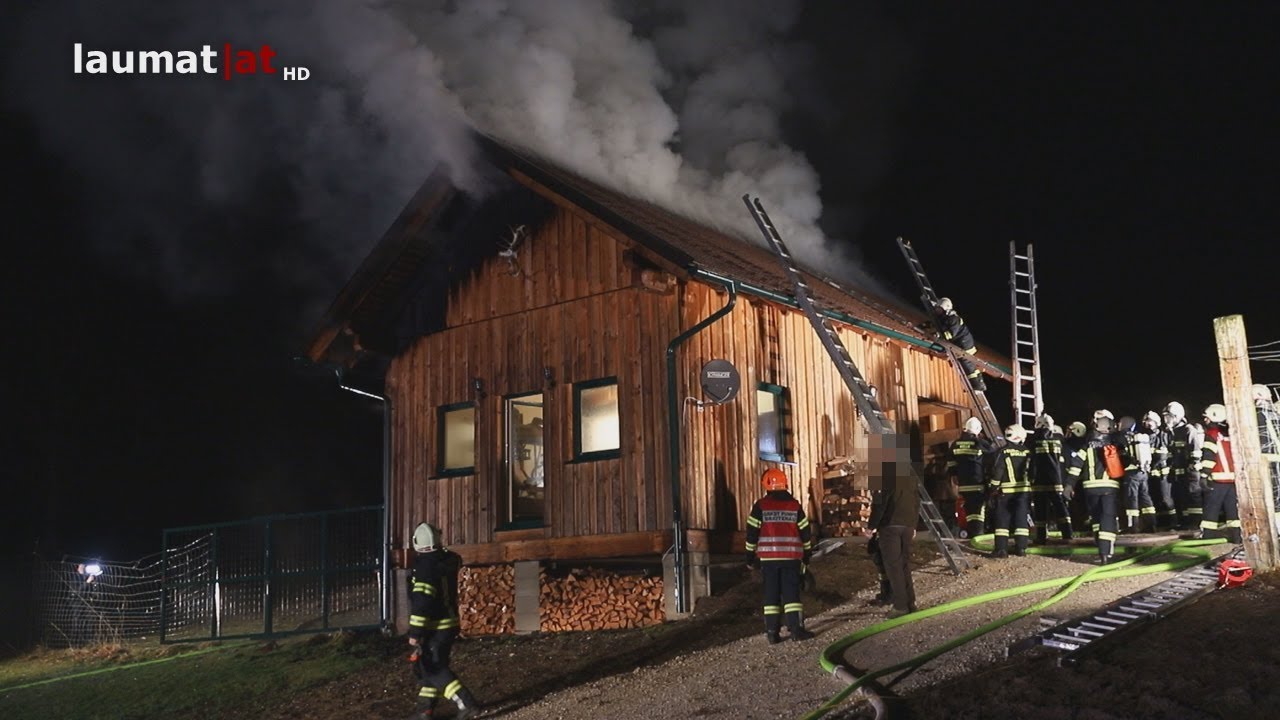 Brand einer Jagdhütte in Molln sorgt für Großeinsatz