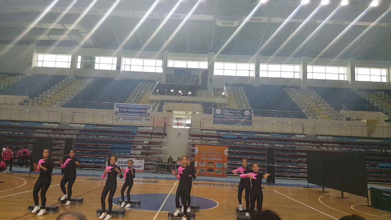Adana kabasakal ortaokulu step aerobik takımı
