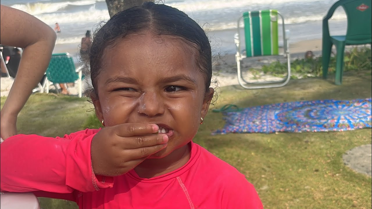  NA PRAIA COM AURORA 