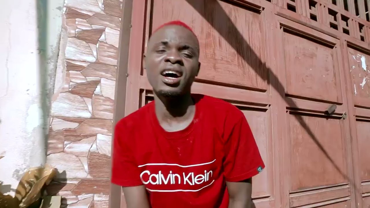 Confundidor ft DJ ADÉ tira máfia da cabeça