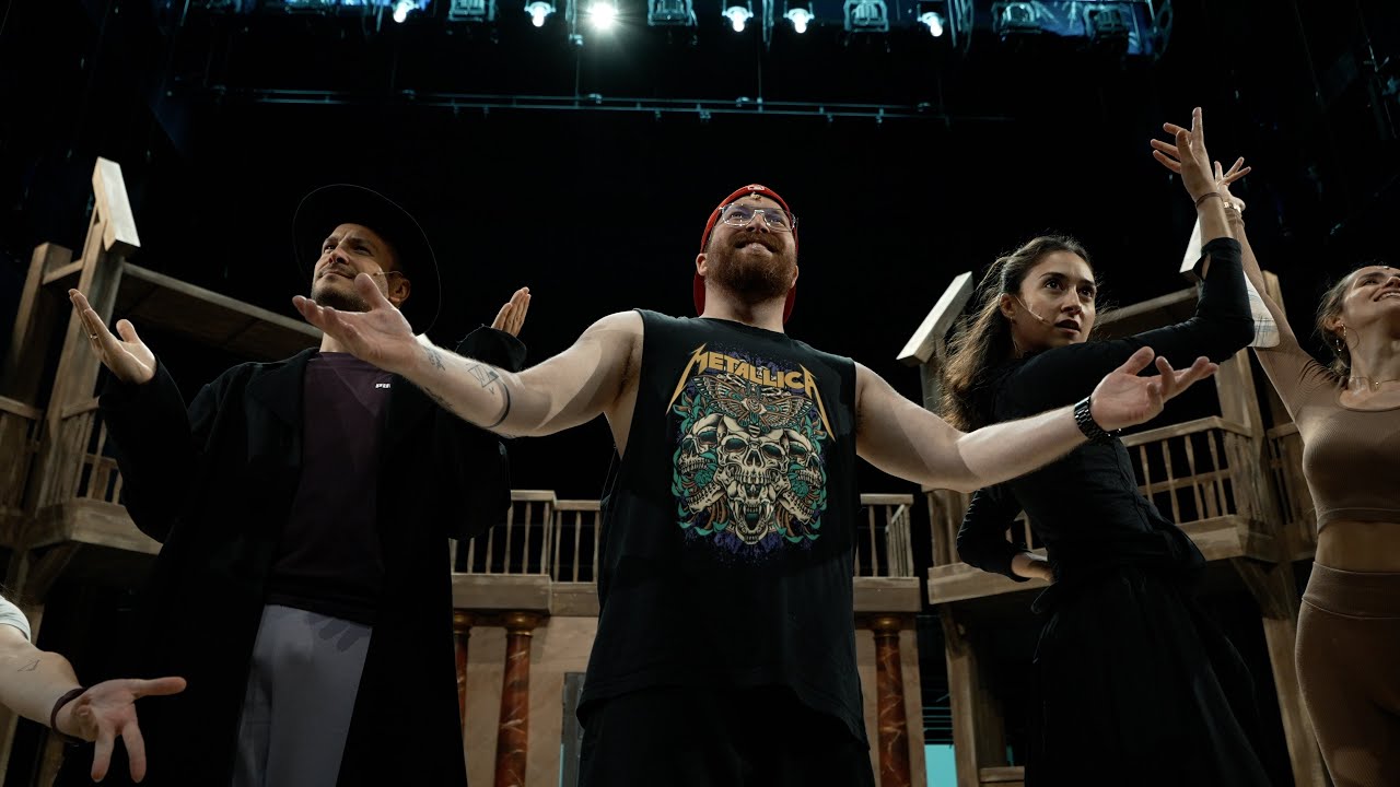SOMETHING ROTTEN! | Karey Kirkpatrick | Wayne Kirkpatrick | John O'farrell | Probe