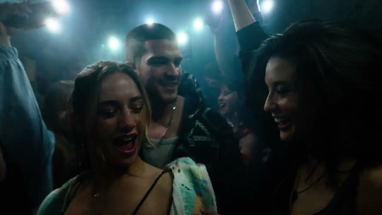 Maria Pedraza X Asia Ortega X Bernando Flores - Urban Mixture (Videoclip Oficial)