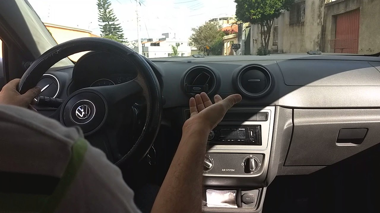 Com qual marcha devo descer uma ladeira ou  declive acentuado ?