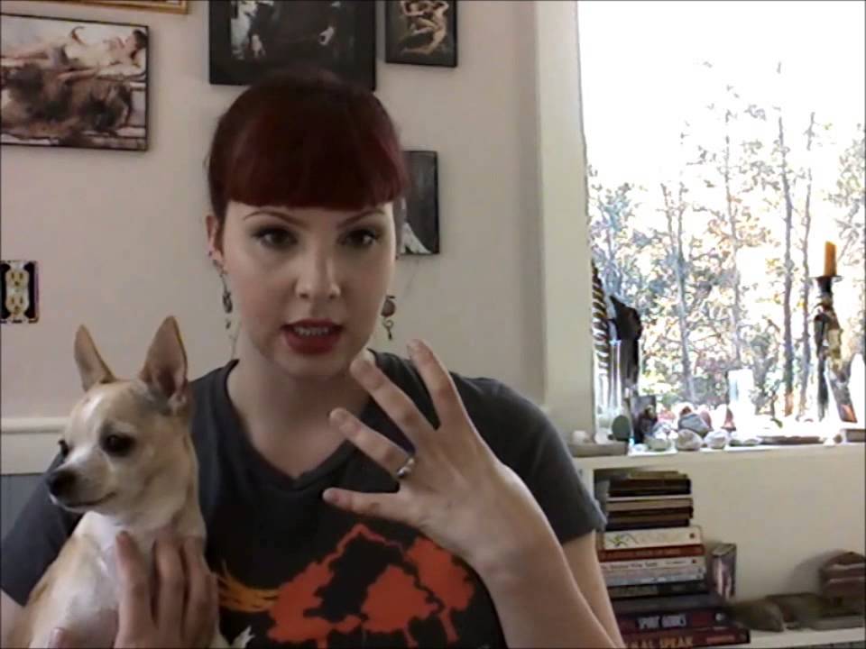 Tarot Reviews with Talula- The Mary El Tarot Part 1
