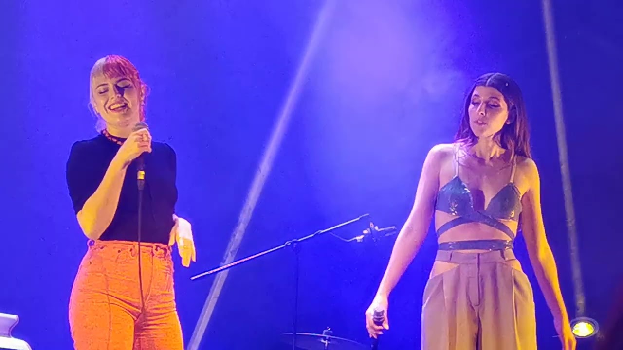 Rotos - Mafalda ft Alba Reche (Madrid 04/03/2022)
